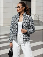 Dámska prechodná bunda s čapicou TY4505 čierno-biela – FashionStreet Dámska prechodná bunda s čapicou TY4505 čierno-biela – FashionStreet