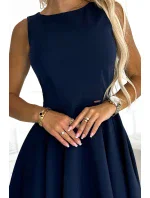 397-2 Elegantné šaty s dlhším zadným dielom - ZELENÉ