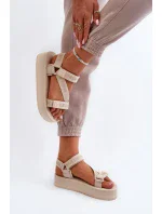 Dámske sandále na platforme Big Star - béžové