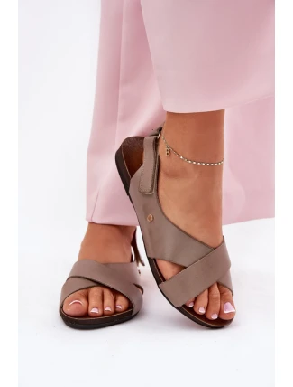 Sandále model 212120 Krok vo veľkom štýle