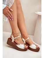 Sandały Damskie Na Koturnie S.Barski PL51-324 Biało-Złote