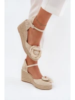 Damskie Sandały Na Koturnie Z Plecionką I Szydełkowym Kwiatem Beżowe Ismilea