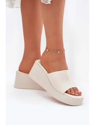 Dámske papuče na klinoch z eko kože Light Beige Obenae Dámske papuče na klinoch z eko kože Light Beige Obenae