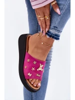 Zamszowe Klapki Damskie Z Przypinkami Vinceza 66741 Fuksja