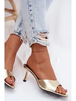 Sandály z umělé kůže na jehlovém podpatku Zlaté Melissea