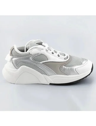 Bielo-šedé šnurovacie sneakersy s farebnými vsadkami (6346) Bielo-šedé šnurovacie sneakersy s farebnými vsadkami (6346)