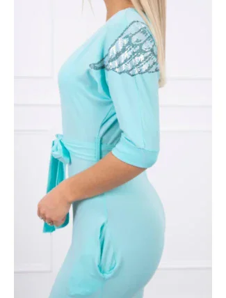 Šaty s krídlami na ramenách mätové