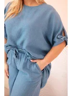 Plus size set z materiálu tencel, blúzka s viazankou a široké džínsové nohavice