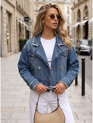 Krátka dámska džínsová bunda s dvojradovým zapínaním, modrá, FashionStreet TY5682 Krátka dámska džínsová bunda s dvojradovým zapínaním, modrá, FashionStreet TY5682