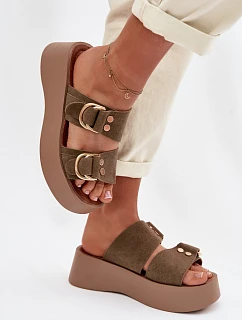 Žabky na platforme model 226360 Krok vo veľkom štýle