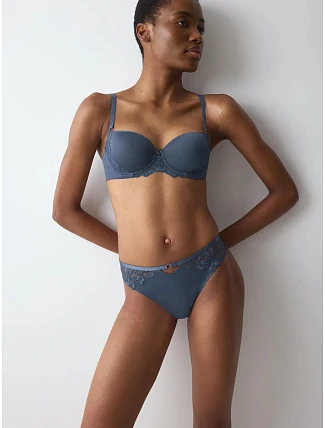 Wild Gardenia Florale Tai – Indigo Veil – TRIUMPH Indigo Veil – TRIUMPH Wild Gardenia Florale Tai – Indigo Veil – TRIUMPH Indigo Veil – TRIUMPH