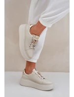 Damskie Skórzane Sneakersy Na Platformie Z Ozdobami CheBello 4292 Jasnobeżowe