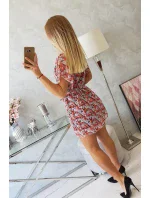 Kvetinové šaty s viazaním v páse čiernej Kvetinové šaty s viazaním v páse čiernej