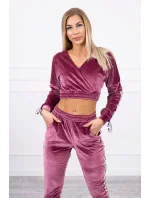 Velúrová súprava s nápisom Queen tmavo ružová