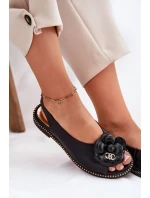 Skórzane Płaskie Sandały Z Ozdobą CheBello 4642 Czarne
