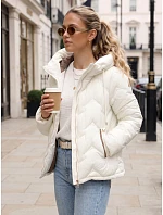 Dámska prešívaná bunda s kapucňou v farbe ecru, FashionStreet TY5942 Dámska prešívaná bunda s kapucňou v farbe ecru, FashionStreet TY5942
