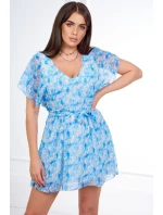 Kvetinové šaty so zaväzovaním v páse modrej Kvetinové šaty so zaväzovaním v páse modrej
