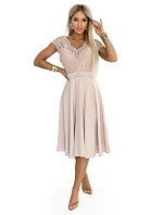 381-7 Éterické šifónové šaty LINDA s čipkovým výstrihom - béžové
