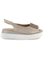 Dámske sandále na hrubej zlatej platforme Potocki SZ12590