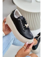 Skórzane Sneakersy Damskie Na Platformie Z Przypinką Vinceza 89101 Czarne