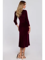 Zamatové midi šaty M557 bordová - Moe