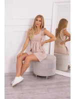 Šaty s volánmi na bokoch béžovej farby