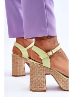 Wygodne Zamszowe Sandały Na Masywnym Słupku Jasnozielone Elishia