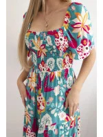 Viskózové šaty s volánovým výstrihom 29476 zelené - Kesi