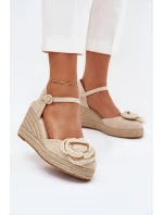 Damskie Sandały Na Koturnie Z Plecionką I Szydełkowym Kwiatem Beżowe Ismilea