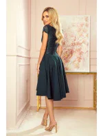 300-5 PATRICIA - šaty s dlhším zadným dielom a čipkovým výstrihom - BOTTLE GREEN