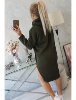 Šaty s kapucňou a bočným rázporkom vo farbe khaki