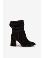 Kozačky z přírodního semiše vyhřívané na podpatku s našitím Zazoo 4216 Černé Kozačky z přírodního semiše vyhřívané na podpatku s našitím Zazoo 4216 Černé