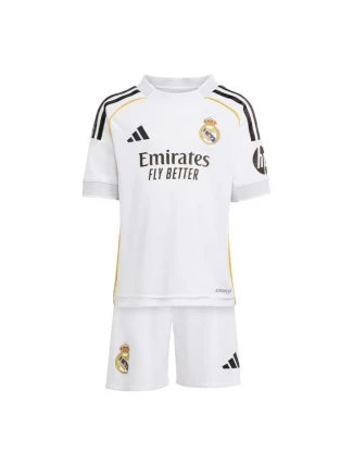 Detská domáca súprava adidas Junior Real Madrid JN8870 Detská domáca súprava adidas Junior Real Madrid JN8870