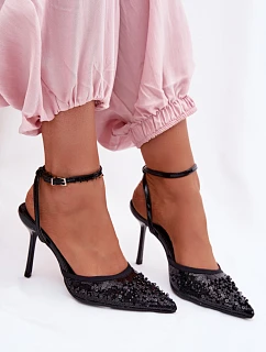 Sandále na podpätku model 226510 Vykročte štýlovo