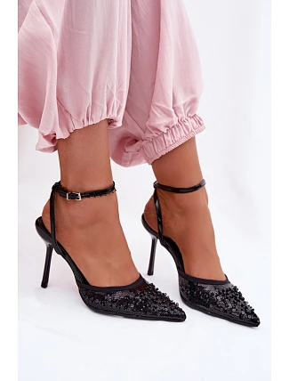 Sandále na podpätku model 226510 Vykročte štýlovo