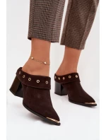 Žabky na podpätku model 225359 Krok vo veľkom štýle Žabky na podpätku model 225359 Krok vo veľkom štýle