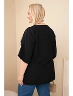 Dámska viskózna blúzka Plus size s krátkymi rukávmi a ozdobnou šatkou čierna Dámska viskózna blúzka Plus size s krátkymi rukávmi a ozdobnou šatkou čierna