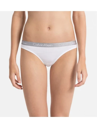 Tanga QD3539E-100 biela - Calvin Klein Tanga QD3539E-100 biela - Calvin Klein