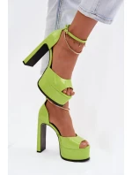 Lakované dámské sandály na podpatku a platformě Zelené Horvia