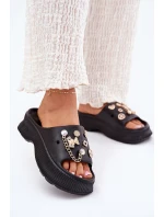 Piankowe Klapki Damskie Ze Złotymi Przypinkami Czarne Hortiana