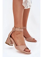 Sandále 25SC35 beige - Krok vo veľkom štýle Sandále 25SC35 beige - Krok vo veľkom štýle