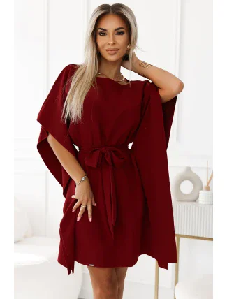 287-34 SOFIA Dámske šaty s motýlikom a viazaním v páse - Bordeaux