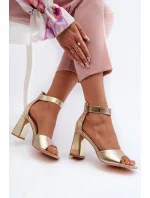 Sandále na podpätku model 197090 Krok vo veľkom štýle