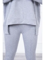Súprava s oversize šedou blúzkou