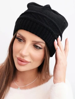 Dámska zimná čiapka z vlny a pleteného vzoru K428 čierna