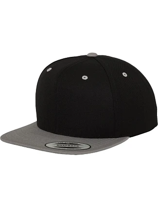Flexfit 6089M 6-panelová snapbacková čiapka 55.6089 čierna/strieborná Flexfit 6089M 6-panelová snapbacková čiapka 55.6089 čierna/strieborná