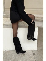 Kozaki Z Wywiniętą Cholewką Na Słupku Czarne Iveliri