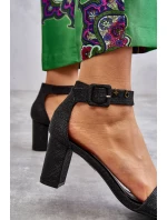 Błyszczące Sandałki Na Obcasie Czarne Maxim