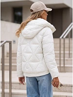 Dámska zimná prešívaná bunda s kapucňou v farbe ecru FashionStreet TY5938