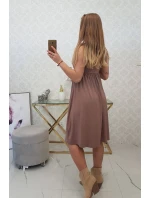 Šaty so širokými ramienkami cappuccino